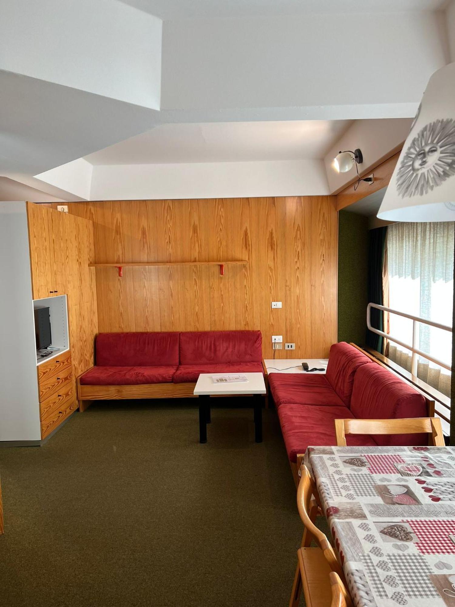 马里尔伊瓦Residenza Albare公寓式酒店 外观 照片
