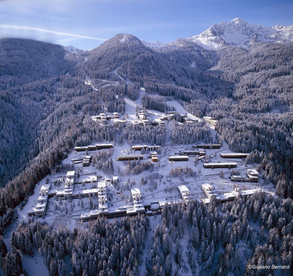 马里尔伊瓦Residenza Albare公寓式酒店 外观 照片